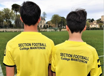 LA SECTION FOOTBALL DU COLLEGE