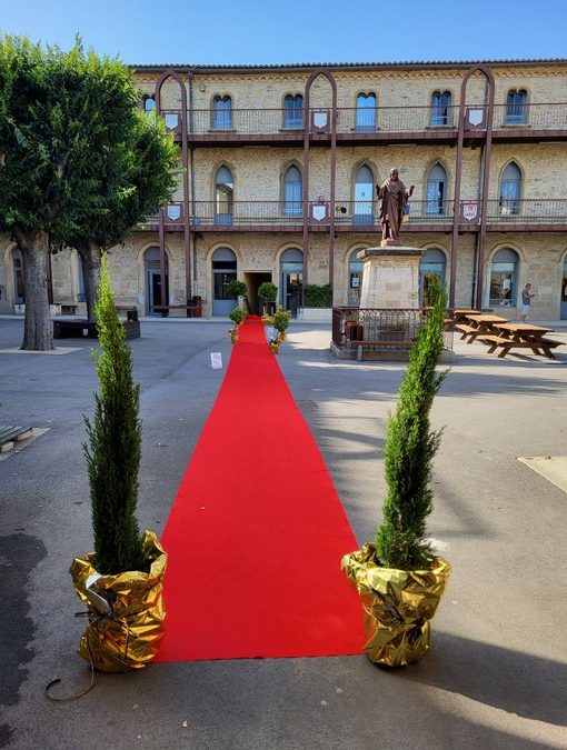 BAL DE PROMO POUR LES TROISIEMES!