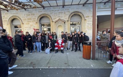 JOURNEE DE NOEL FESTIVE AU COLLEGE!