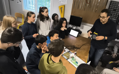 La tête dans les nuages, les mains dans la techno